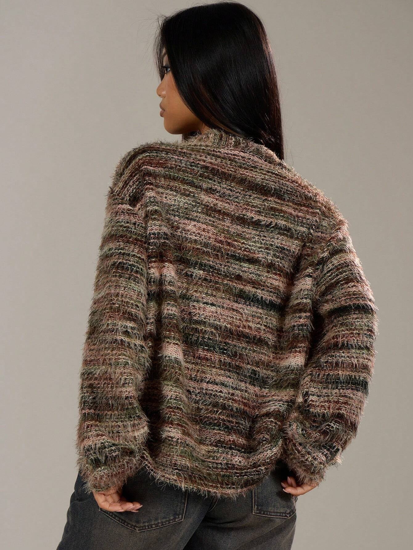 Women’s Winter Striped Knitted Cardigan – Buttoned V-Neck Cropped Long Sleeve Sweater