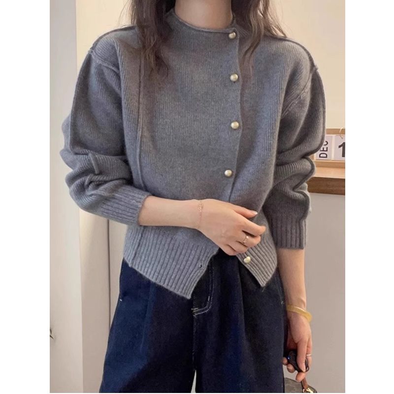 Women’s Warm Knitted Sweater – Figure-Flattering Base Pullover