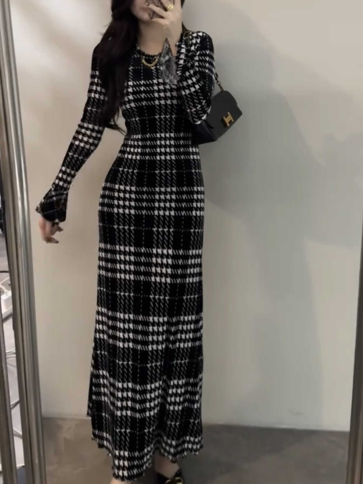 Women’s Slim Waist Hip Skirt – Elegant Temperament Pencil Skirt for Girls