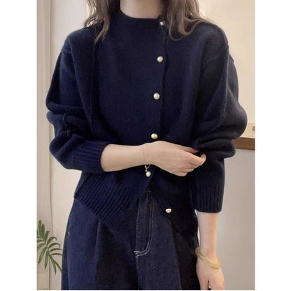 Women’s Warm Knitted Sweater – Figure-Flattering Base Pullover